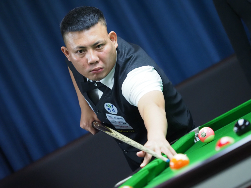 未来随着她 未来随着她